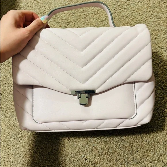 Light Lavender Quilted Shoulder Bag - Picture 3 of 7